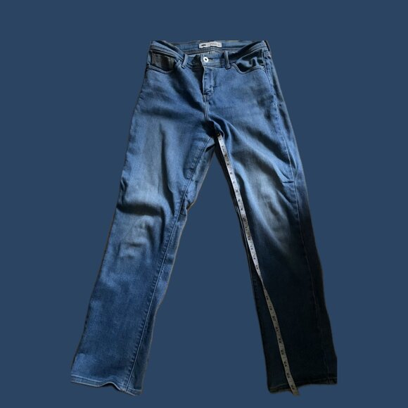 Levi's 512 Perfectly Slimming Straight Leg Jeans - Picture 9 of 12